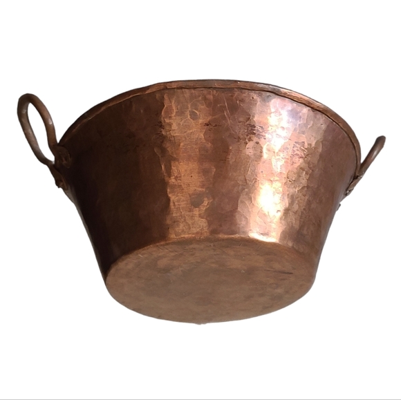 Vintage Other - Hammered Copper pot with handles